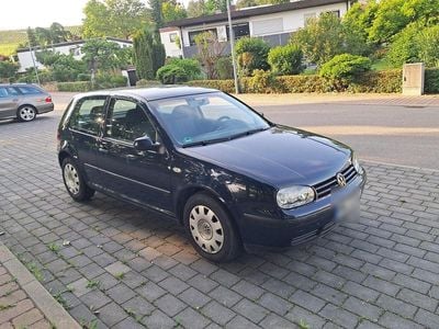 VW Golf IV