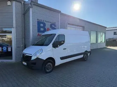 Begagnad Opel Movano 131 HK (96 kW) 2019 Vit Minibuss