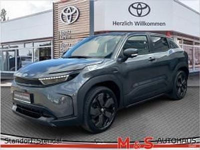 Neu Toyota Urban Cruiser Lounge 127 kW (174 PS) 2026 Grau (grau / graphite grey) SUV