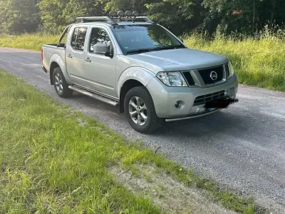 Gebraucht Nissan Navarra 190 PS (139 kW) 2014 Silber SUV