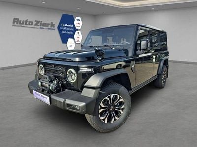 Neu BAW 212 166 PS (122 kW) 2026 Schwarz SUV