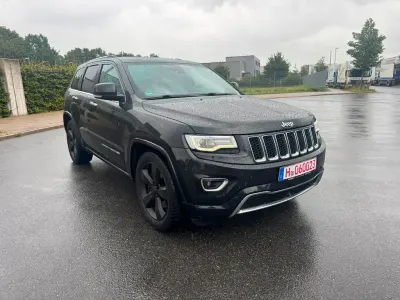 Gebraucht Jeep Grand Cherokee Overland 250 PS (183 kW) 2015 Schwarz SUV