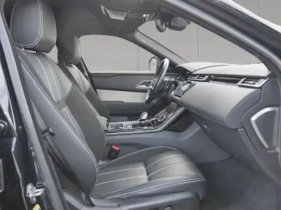 Gebraucht Land Rover Range Rover Velar SE Dynamic 304 PS (223 kW) 2023 Santorini black SUV
