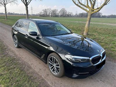 Gebraucht BMW 520 Sport Line 190 PS (139 kW) 2021 Schwarz Kombi