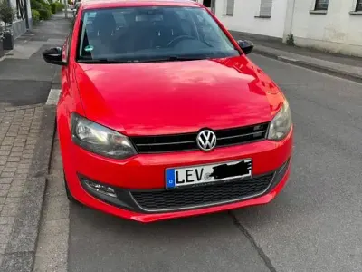 Gebraucht VW Polo Match 90 PS (66 kW) 2012 Rot Kleinwagen