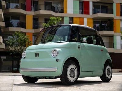 Grün Gebraucht 2025 Fiat Topolino Kleinwagen | 8.999 €