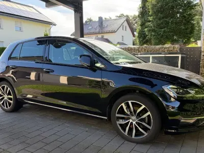 Gebraucht VW Golf VII Join 116 PS (85 kW) 2019 Schwarz Limousine