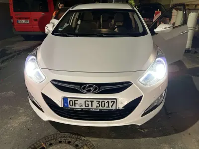 Gebraucht Hyundai i40 Edition 136 PS (100 kW) 2014 Weiß Kombi