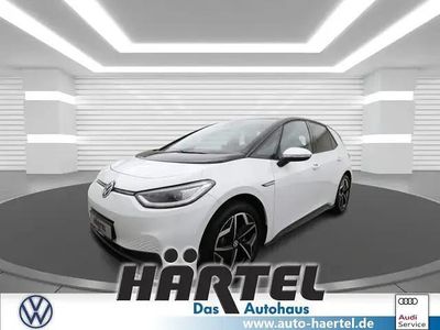 Gebraucht VW ID.3 Pure 110 kW (150 PS) 2021 Gletscherweiss (white), metallic Kleinwagen