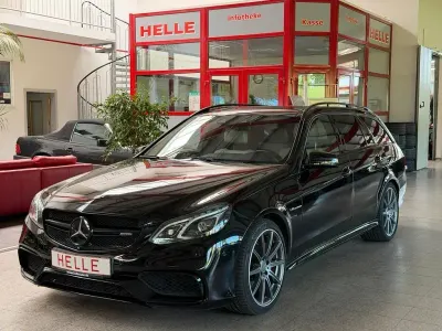 Gebraucht Mercedes E63S AMG AMG 585 PS (430 kW) 2015 Obsidianschwarz (metallic) Kombi