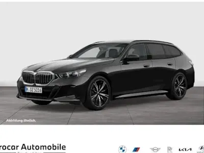 Usata BMW 520 Comfort Edition 197 CV (144 kW) 2025 Nero Station wagon