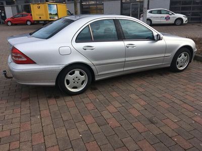 Mercedes C220