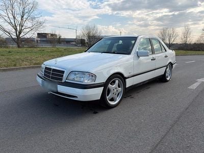 Gebraucht Mercedes C230 AMG 193 PS (141 kW) 1996 Weiß Limousine