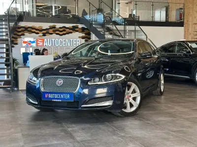 Gebraucht Jaguar XF 200 PS (147 kW) 2014 Blau Kombi