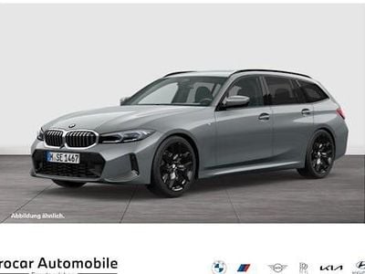 Grau Gebraucht 2024 BMW 330 M Sport Kombi | 47.990 € (Guter Preis)