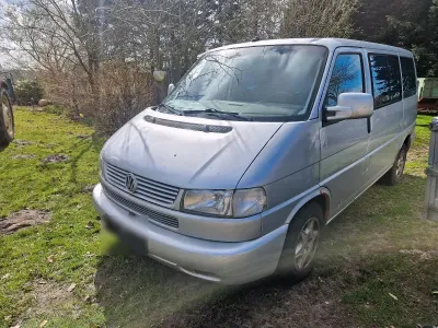 Gebraucht VW Multivan 105 PS (77 kW) 2000 Silber Van / Kleinbus