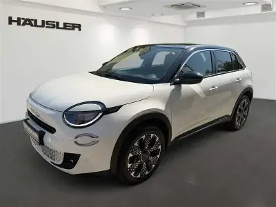 Gebraucht Fiat 600 La Prima 110 PS (80 kW) 2025 Gelato weiß/dach schwarz SUV