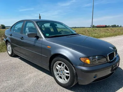 Gebraucht BMW 318 143 PS (105 kW) 2002 Grau Limousine