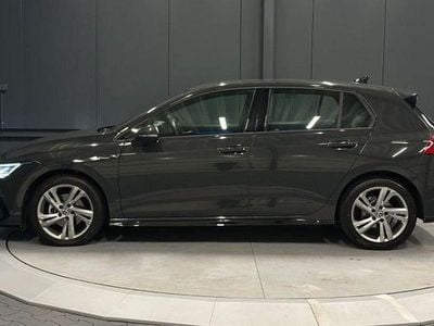 Gebraucht VW Golf VIII R-line 131 PS (96 kW) 2023 Grau Limousine