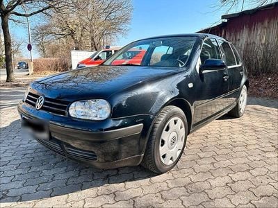 Gebraucht VW Golf IV 101 PS (74 kW) 2001 Schwarz Kleinwagen