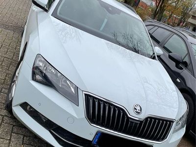 gebraucht Skoda Superb 12 fach bereift, AHK, Automatik