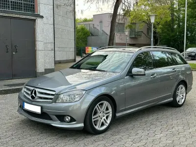 Gebraucht Mercedes C320 Avantgarde 224 PS (164 kW) 2008 Grau Limousine