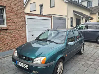 Gebraucht Ford Fiesta 60 PS (44 kW) 2000 Grün Kleinwagen