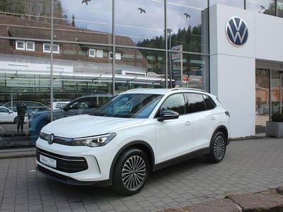 Gebraucht VW Tiguan Goal 150 PS (110 kW) 2025 Weiß SUV