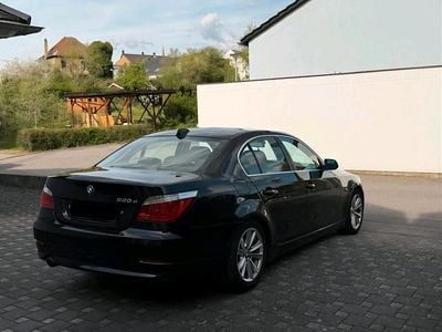 Gebraucht BMW 520 177 PS (130 kW) 2009 Schwarz Limousine