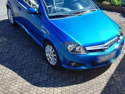Gebraucht Opel Tigra 125 PS (91 kW) 2004 Blau Cabrio
