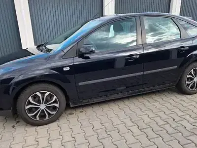 Gebraucht Ford Focus 101 PS (74 kW) 2006 Blau Limousine