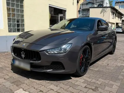 Gebraucht Maserati Ghibli 409 PS (300 kW) 2015 Grau Limousine