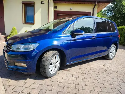 Gebraucht VW Touran 150 PS (110 kW) 2018 Blau Van / Kleinbus