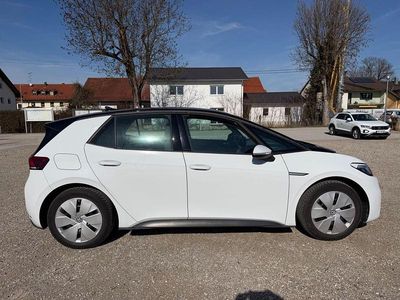 Gebraucht VW ID.3 Pure 110 kW (150 PS) 2021 Weiß Kleinwagen