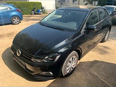 Schwarz Gebraucht 2018 VW Polo Kleinwagen | 12.250 €