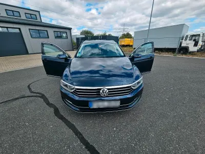 Gebraucht VW Passat 150 PS (110 kW) 2015 Blau Kombi