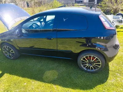 Occasion Fiat Punto Life 75 PK (55 kW) 2011 Zwart Hatchback