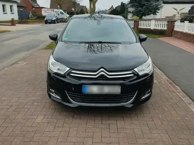 Gebraucht Citroën C4 114 PS (83 kW) 2014 Schwarz Limousine