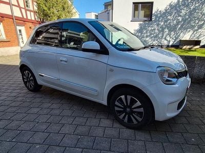 Second-hand Renault Twingo Intens 60 kW (82 CP) 2021 Alb Hatchback