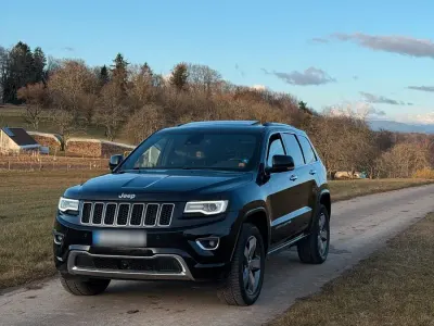 Gebraucht Jeep Grand Cherokee Overland 250 PS (183 kW) 2015 Schwarz SUV