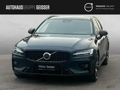 Gebraucht Volvo V60 Plus 145 PS (106 kW) 2025 Andere Kombi