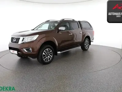 Gebraucht Nissan Navara 360º 190 PS (139 kW) 2017 Earth bronze Pickup