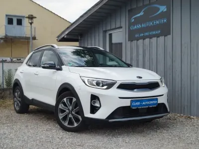 Gebraucht Kia Stonic Spirit 120 PS (88 kW) 2018 Weiß SUV