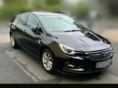 Usata Opel Astra 160 CV (117 kW) 2017 Nero Berlina