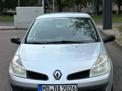 Używany Renault Clio III 75 KM (55 kW) 2007 Hatchback