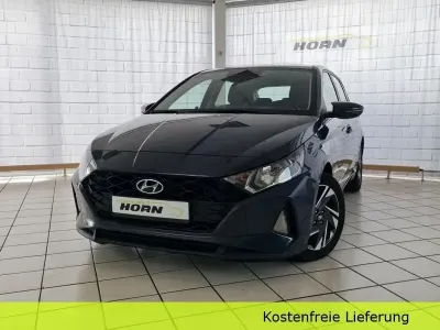 Gebraucht Hyundai i20 101 PS (74 kW) 2023 Grau Kleinwagen