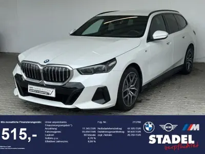 Gebraucht BMW 540 M Sport 286 PS (210 kW) 2025 Mineralweiss metallic Kombi