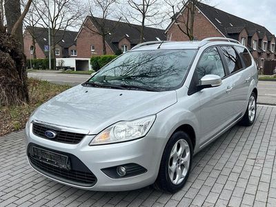 Gebraucht Ford Focus Viva 101 PS (74 kW) 2010 Silber Kombi