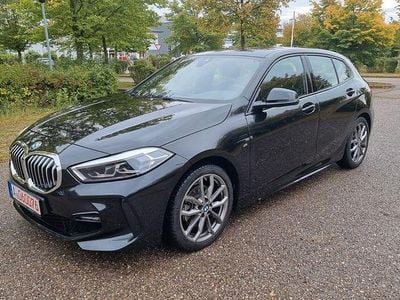Schwarz Gebraucht 2024 BMW 118 Shadowline Kleinwagen | 27.290 € (Guter Preis)
