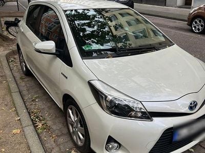 Toyota Yaris Hybrid